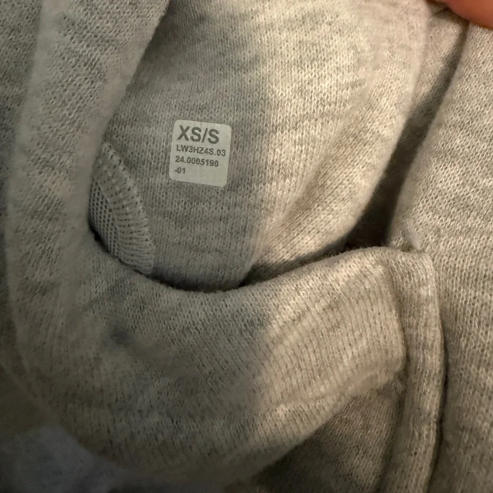 Lululemon full length scuba funnel neck heathered grey - Picture 3 of 3